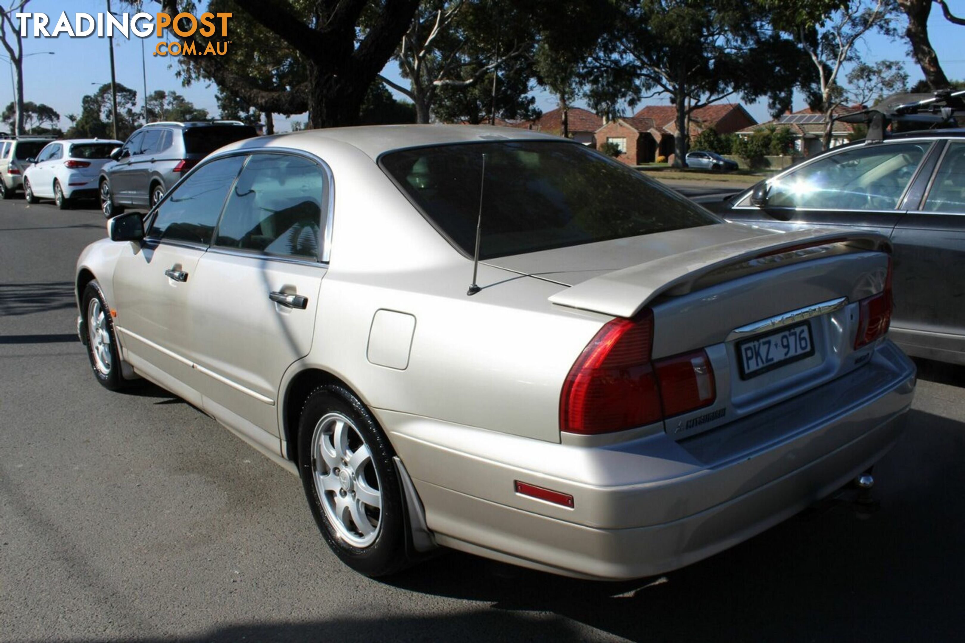 1998 MITSUBISHI VERADA EI KF SEDAN