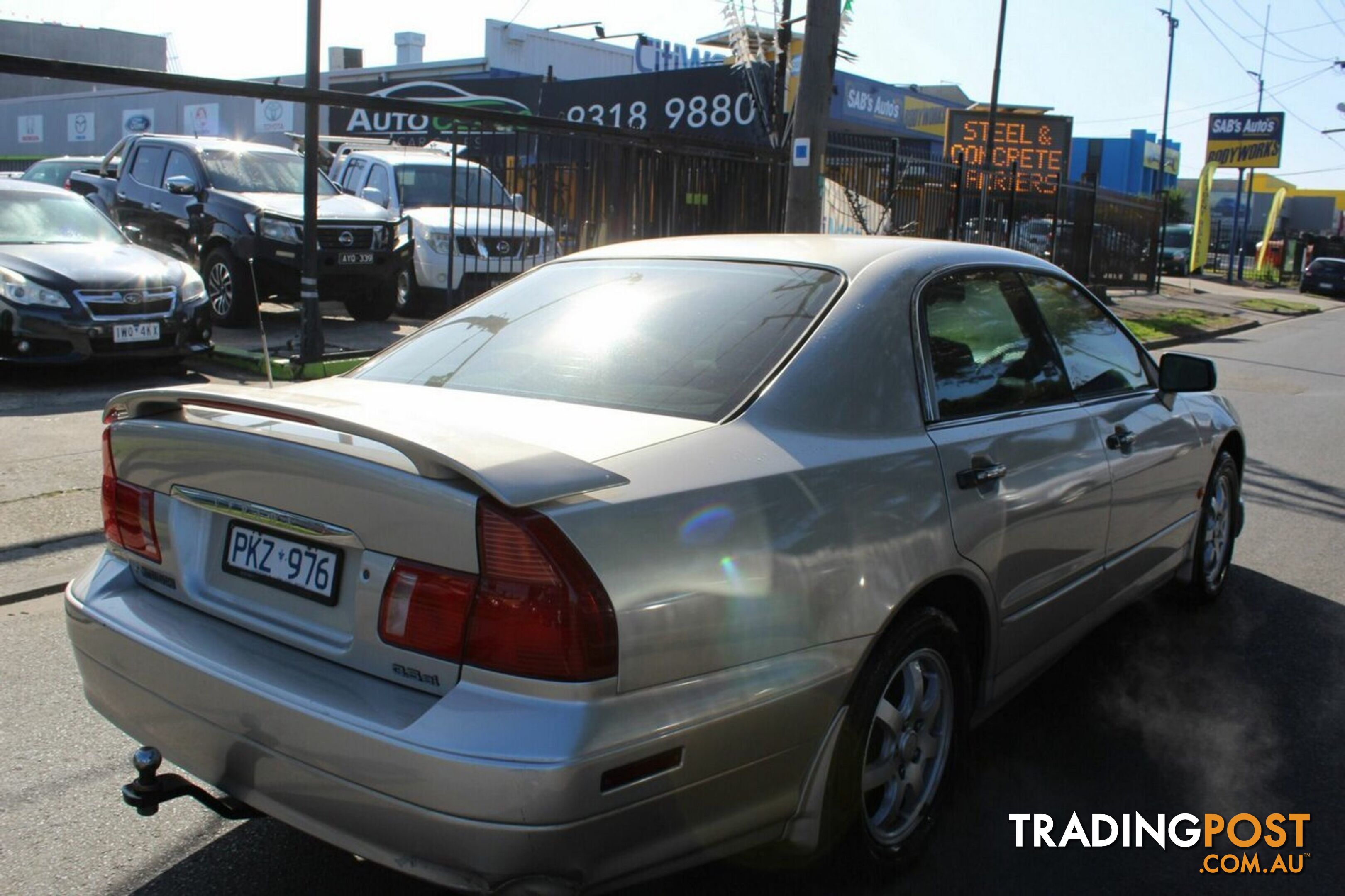 1998 MITSUBISHI VERADA EI KF SEDAN