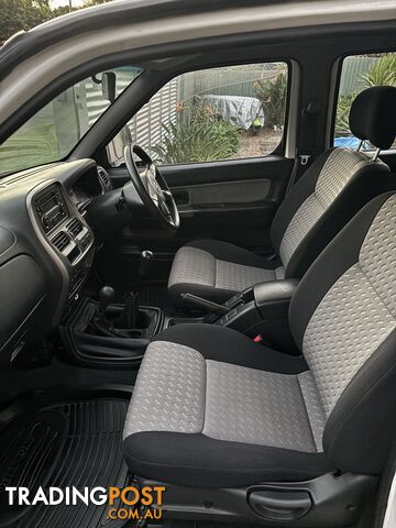 2013 NISSAN NAVARA D22 SERIES 5 4X4 UTE MANUAL