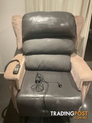 Electric Configura Comfort Chair