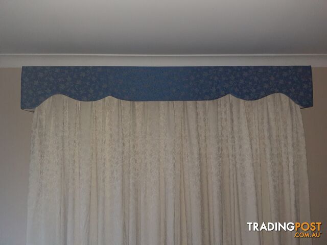 Curtain Pelmets