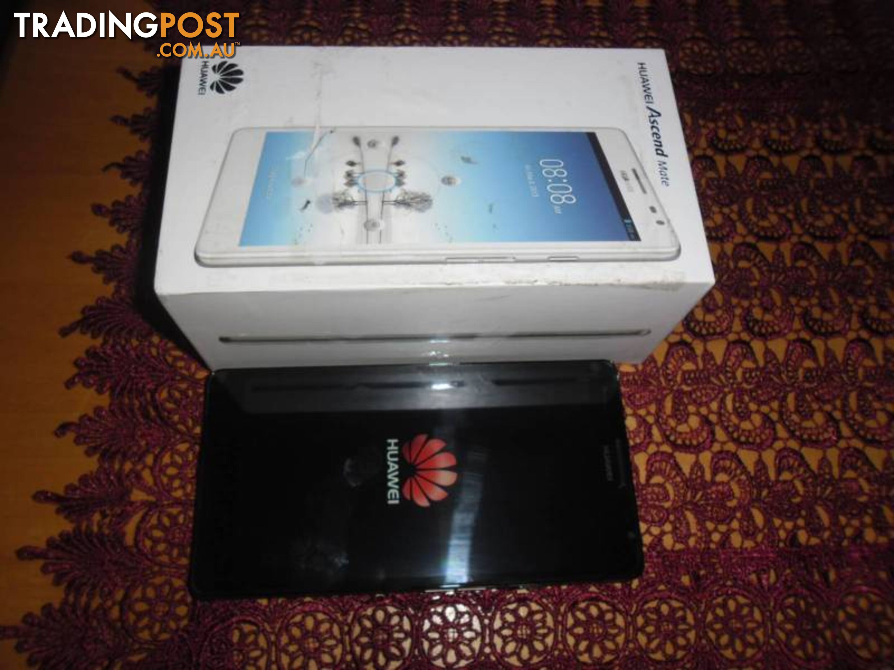 HUAWEI ASCEND MATE 6.1 inch screen.