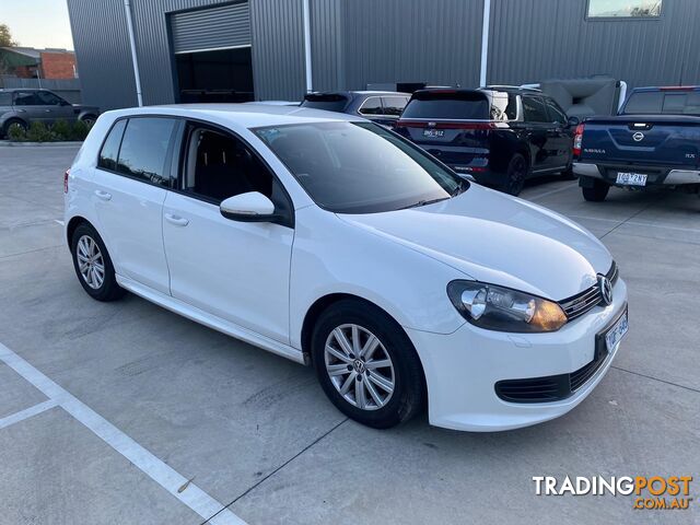 2011 VOLKSWAGEN GOLF BLUEMOTION VI HATCH