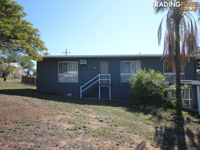 42 Meyer Street GAYNDAH QLD 4625