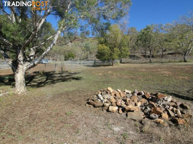 40 Porter Street GAYNDAH QLD 4625