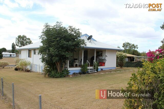 16 Sam Weller Ave GAYNDAH QLD 4625