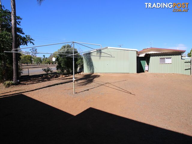 1 Maud Street GAYNDAH QLD 4625