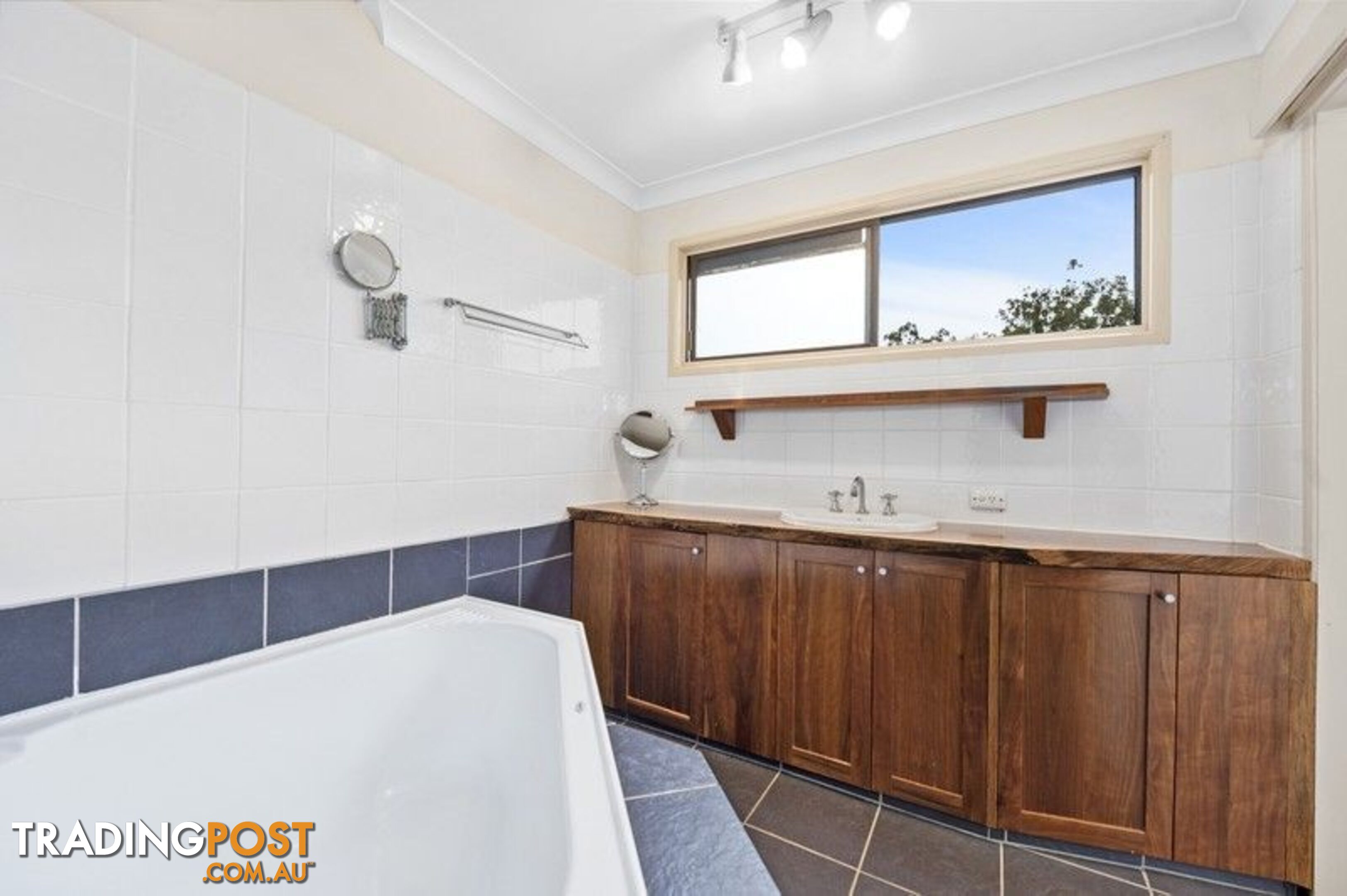 22 Tarrant Drive MUDGEERABA QLD 4213