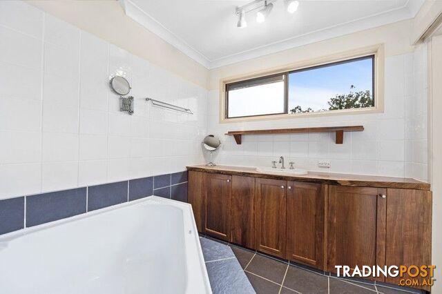 22 Tarrant Drive MUDGEERABA QLD 4213