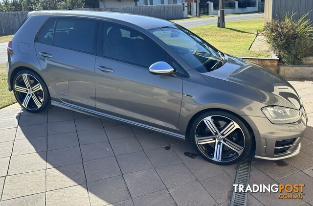 2017 Volkswagen Golf 7 R Sedan Automatic