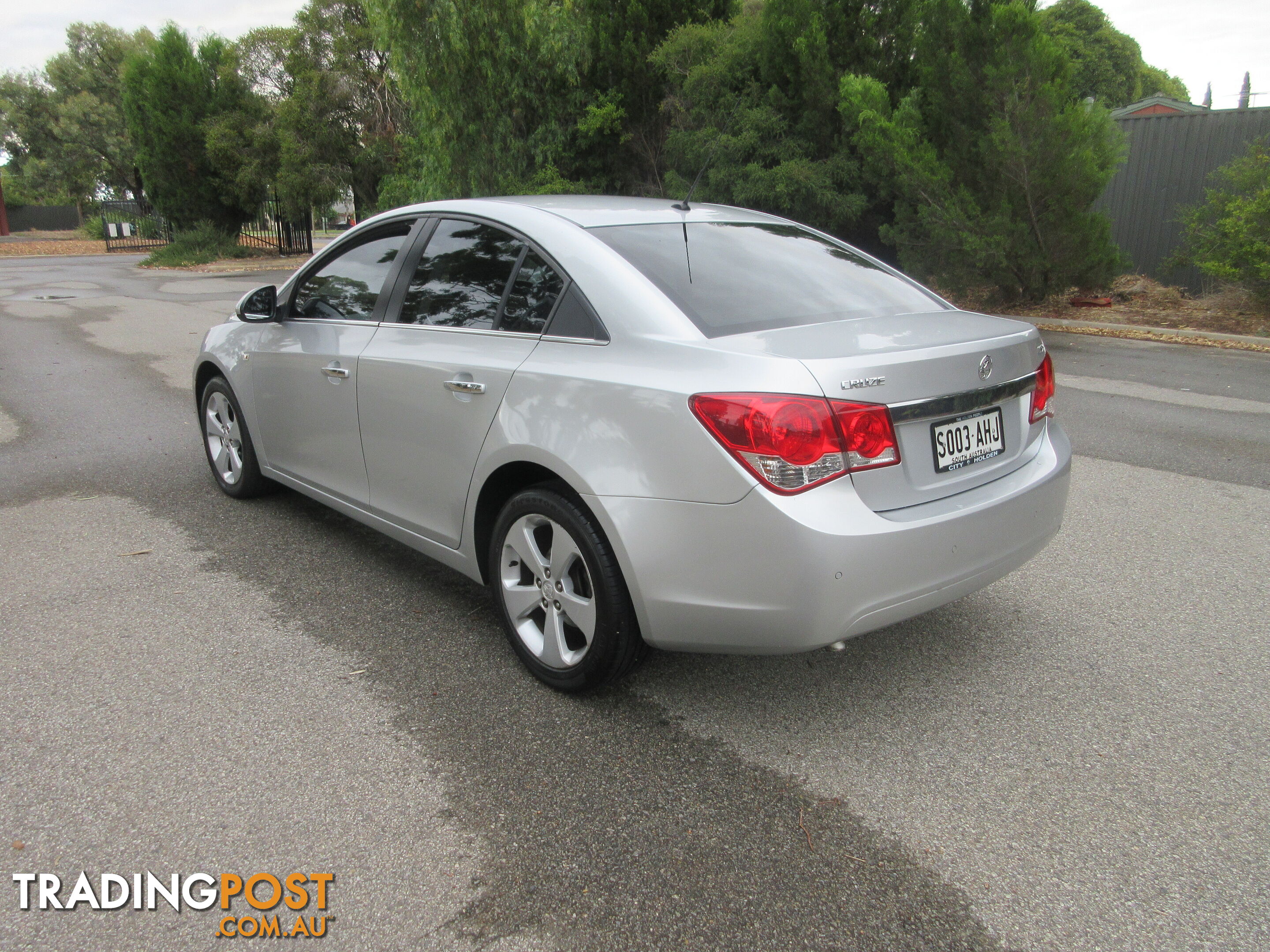 2010 HOLDEN CRUZE CDX JG 4D SEDAN