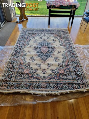 Persian Designed Wool Carpet/Rug 2800 X 1900