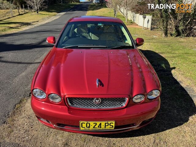 2009 Jaguar X-Type 2.1L LE — Low 99,000km | Red/Tan Leather | New Pink Slip