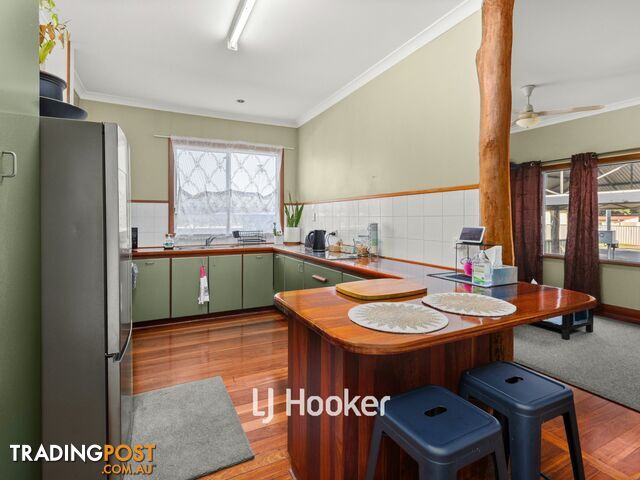 24 Harper Street HARVEY WA 6220 - photo 4 of 20