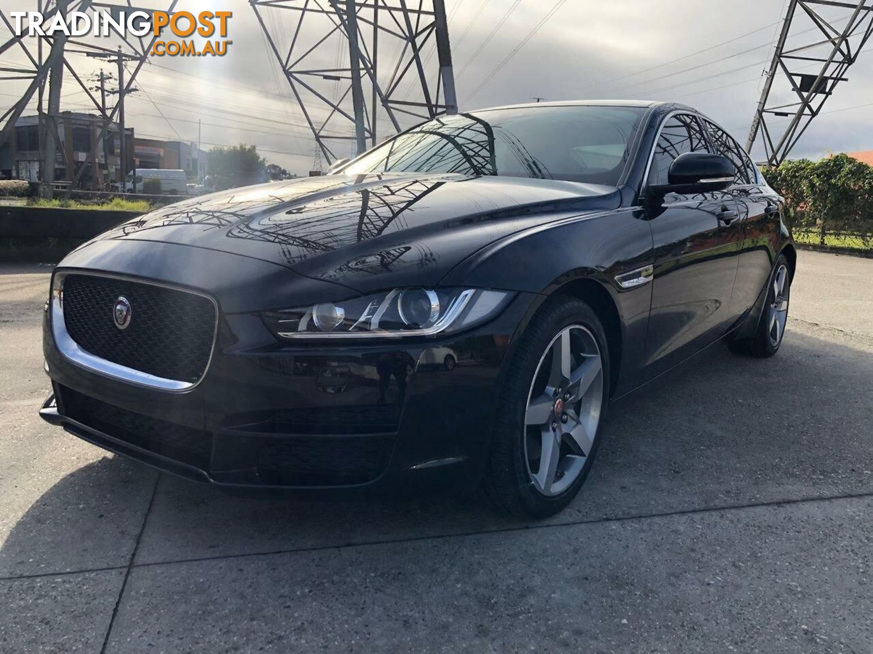 2017 JAGUAR XE 20T (147KW) PRESTIGE MY18 SEDAN, 4 DOORS, 5 SEATS