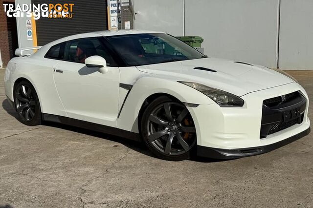 2008 NISSAN GT-R PREMIUM COUPE, 2 DOORS, 4 SEATS