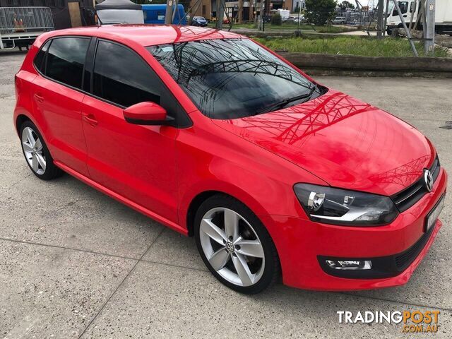 2011 VOLKSWAGEN POLO 77 TSI COMFORTLINE 6R MY11 HATCH, 5 DOORS, 5 SEATS