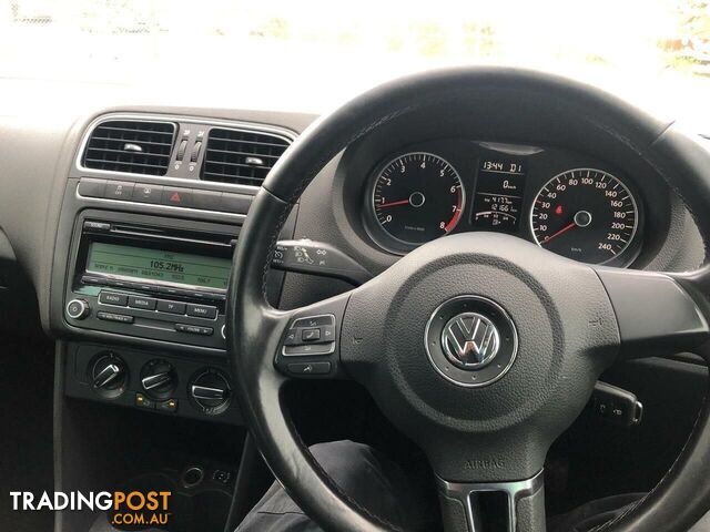 2011 VOLKSWAGEN POLO 77 TSI COMFORTLINE 6R MY11 HATCH, 5 DOORS, 5 SEATS