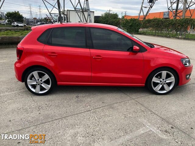 2011 VOLKSWAGEN POLO 77 TSI COMFORTLINE 6R MY11 HATCH, 5 DOORS, 5 SEATS