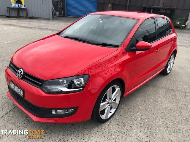 2011 VOLKSWAGEN POLO 77 TSI COMFORTLINE 6R MY11 HATCH, 5 DOORS, 5 SEATS