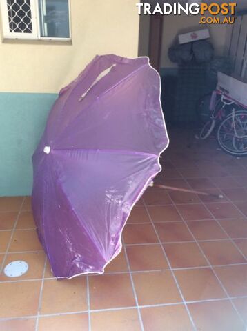 Giant umbrella - photo 3 of 6