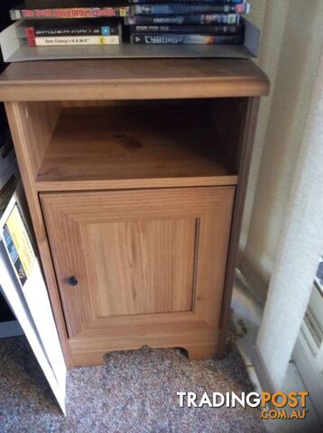 Bedside table - photo 5 of 9
