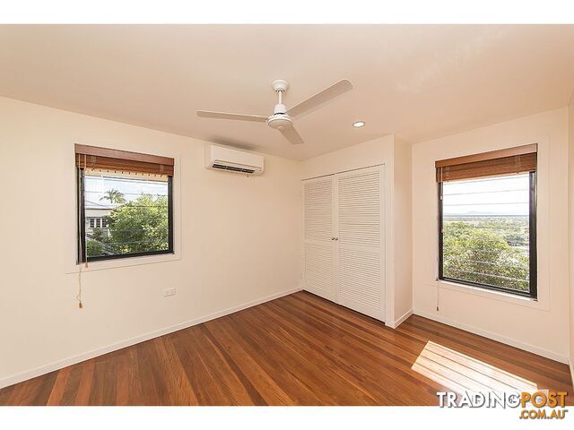 8 Herley Street The Range QLD 4700