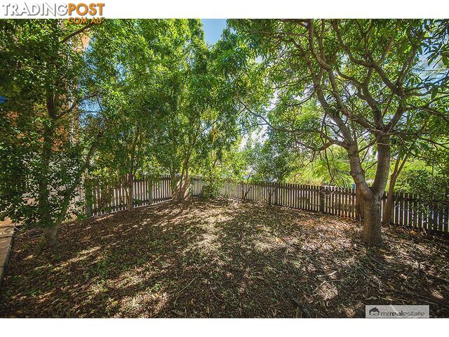 8 Herley Street The Range QLD 4700