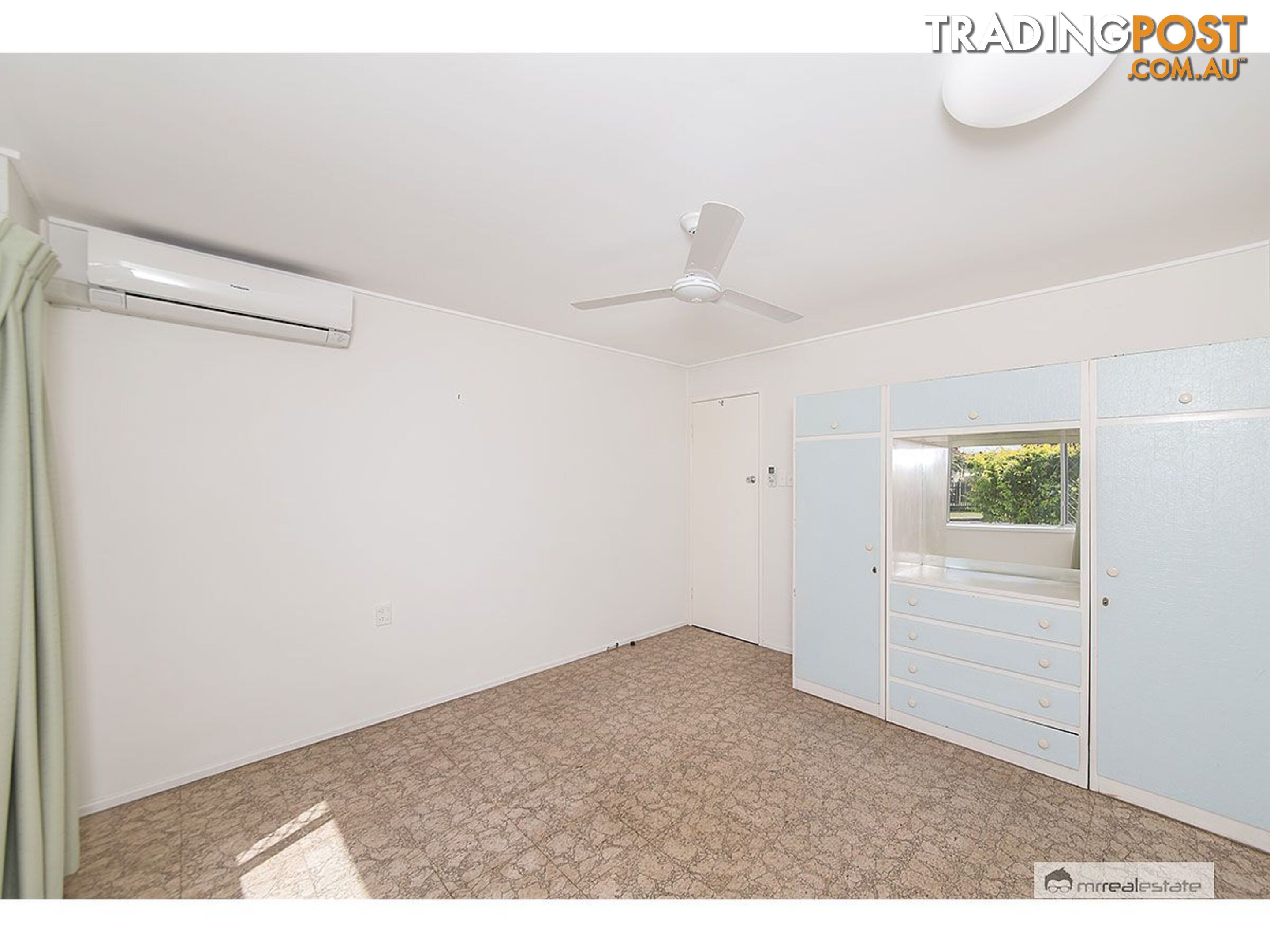 Unit 4 2 Whitman Street Park Avenue QLD 4701