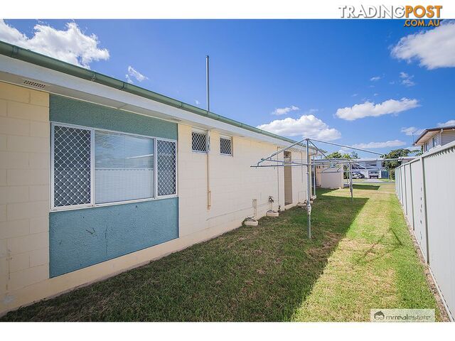 Unit 4 2 Whitman Street Park Avenue QLD 4701