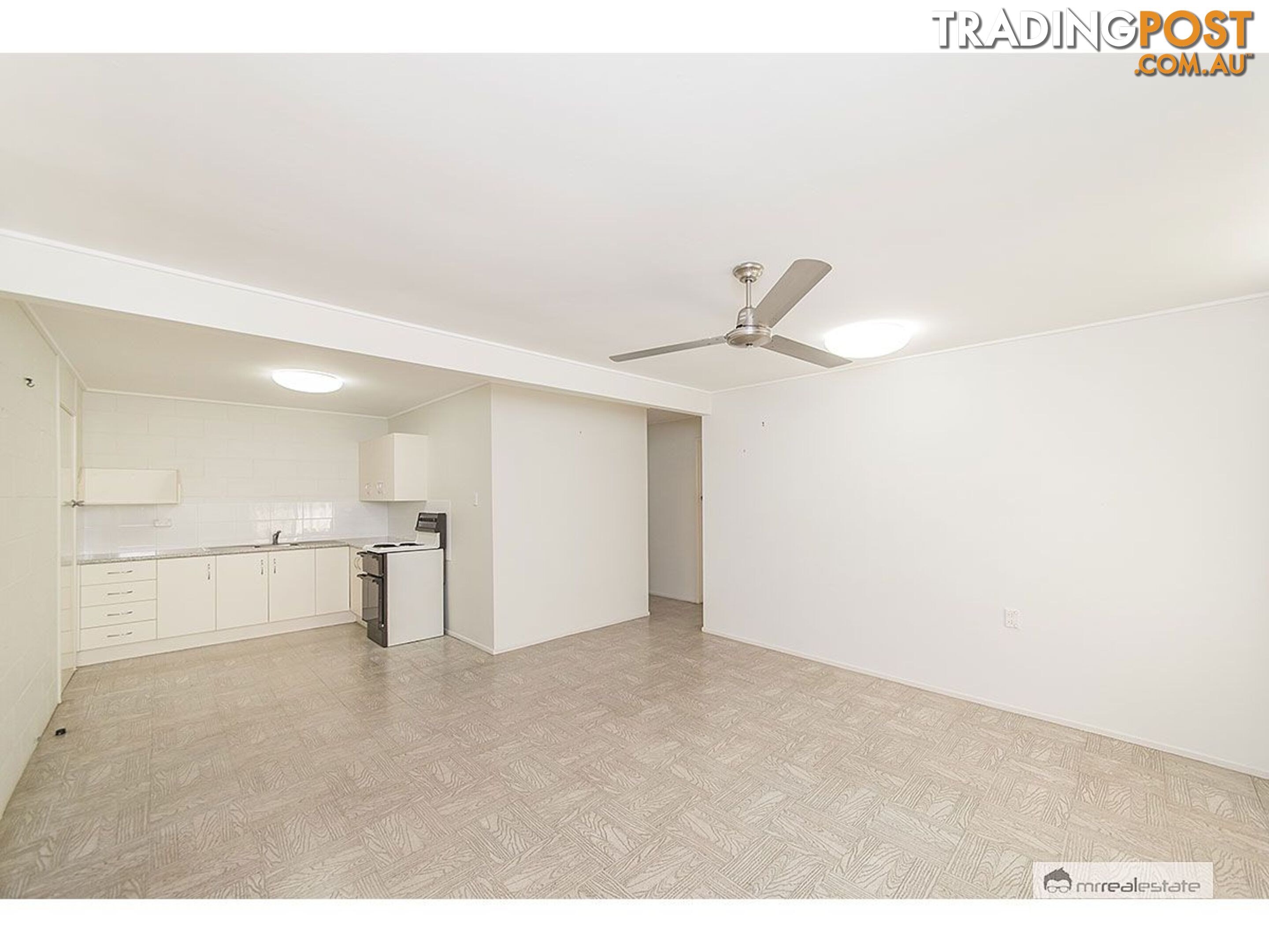 Unit 4 2 Whitman Street Park Avenue QLD 4701