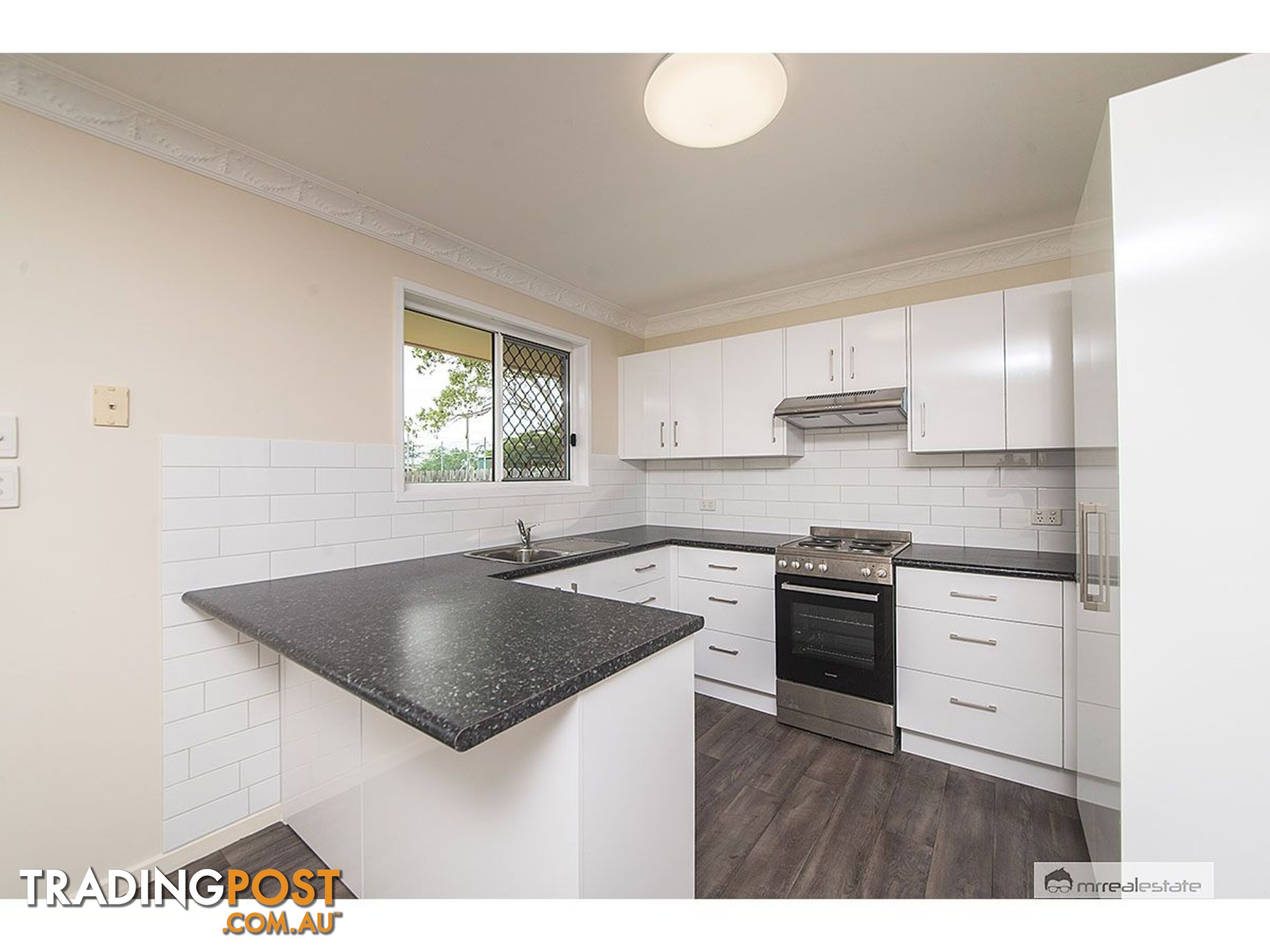 9 Hotham Close Parkhurst QLD 4702