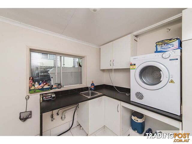 11 Westmoreland Street Kawana QLD 4701