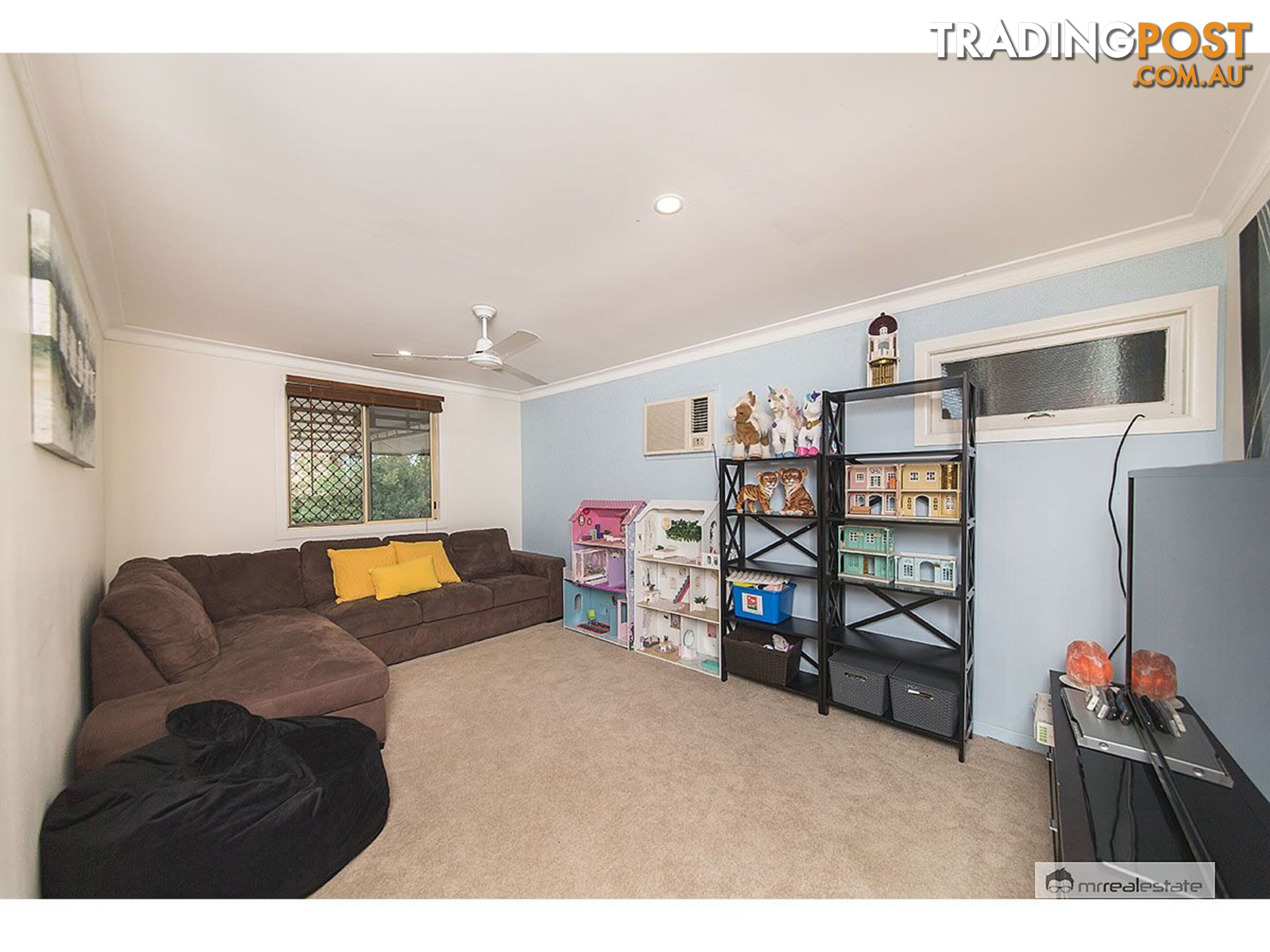 23 Booker Street Park Avenue QLD 4701