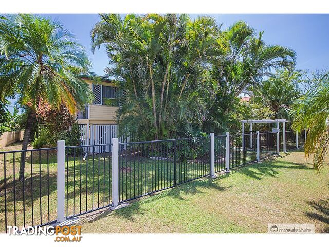 68 Park Street Park Avenue QLD 4701