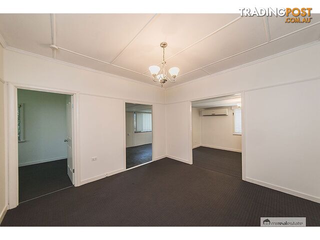 68 Park Street Park Avenue QLD 4701