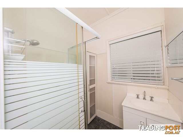 68 Park Street Park Avenue QLD 4701