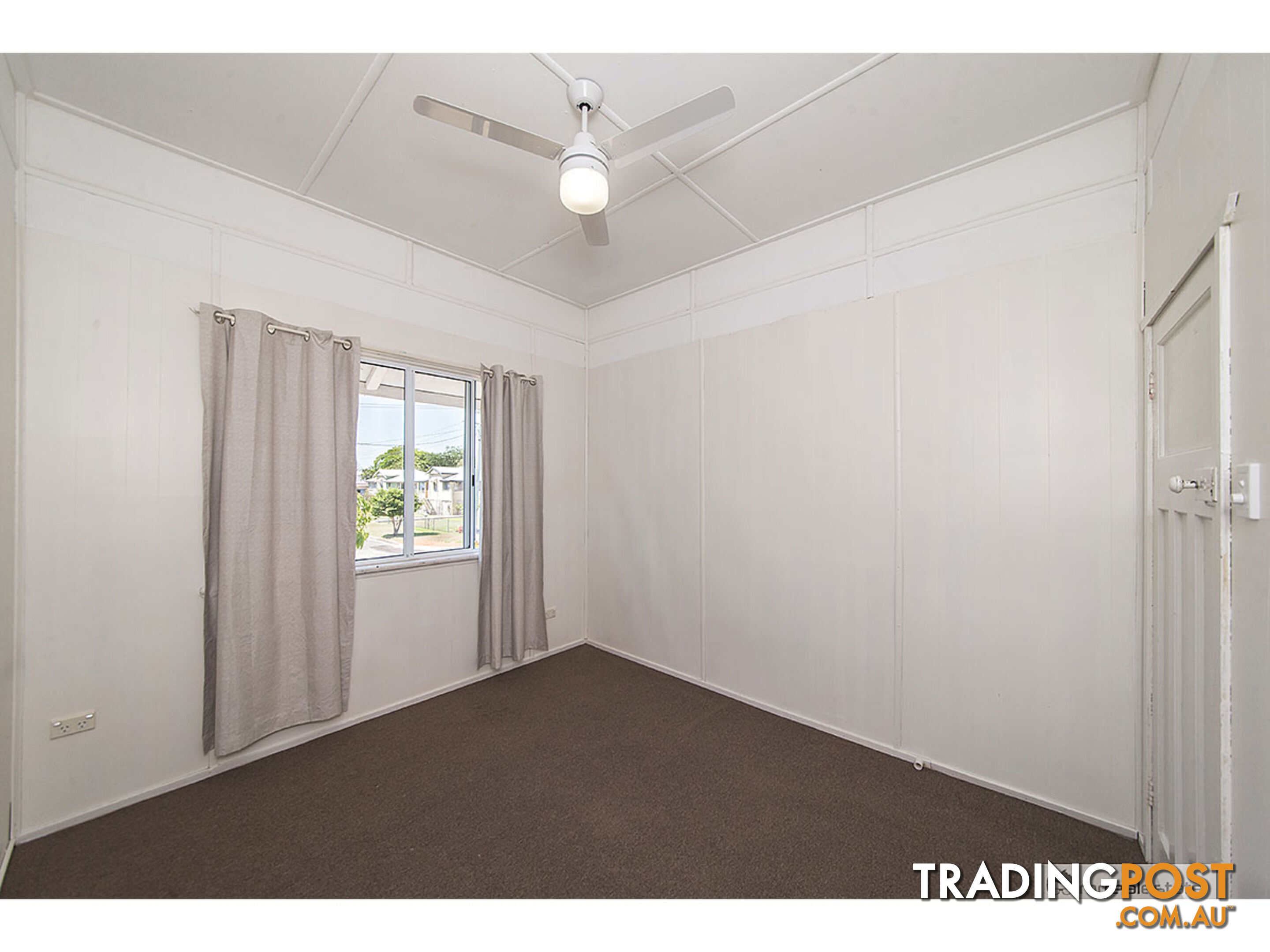 4 Tung Yeen Street Park Avenue QLD 4701