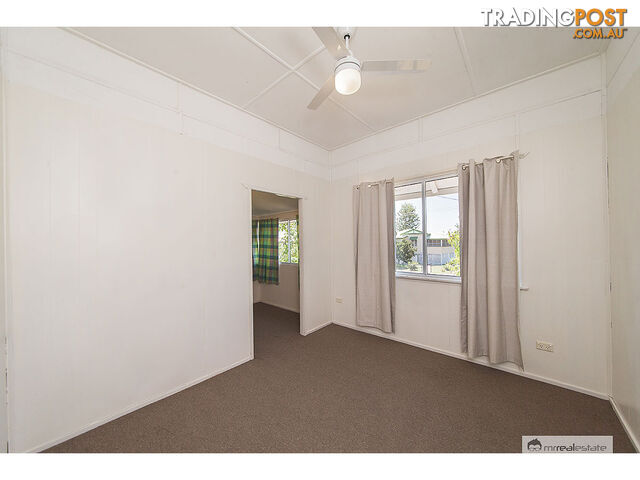 4 Tung Yeen Street Park Avenue QLD 4701