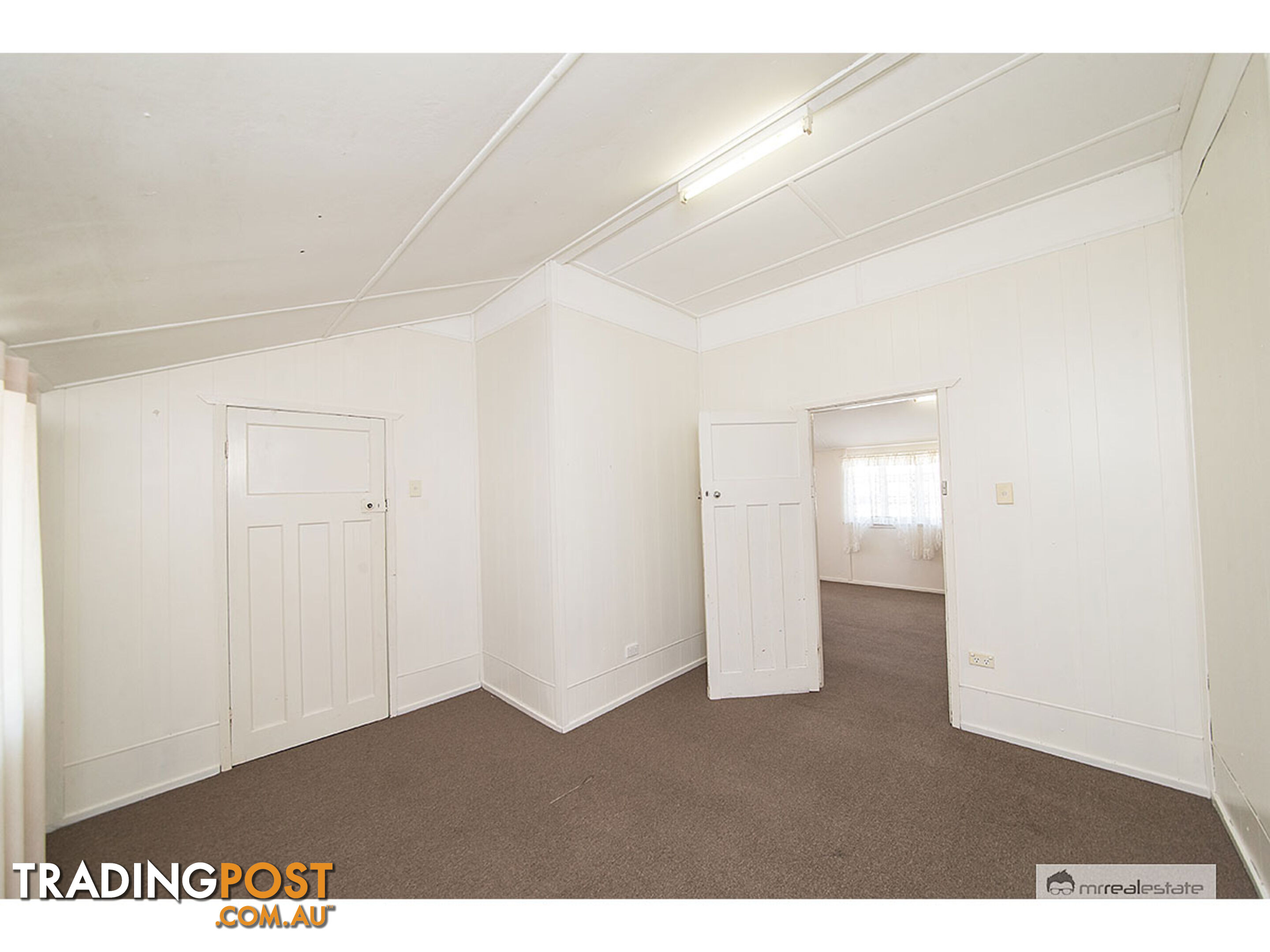 4 Tung Yeen Street Park Avenue QLD 4701