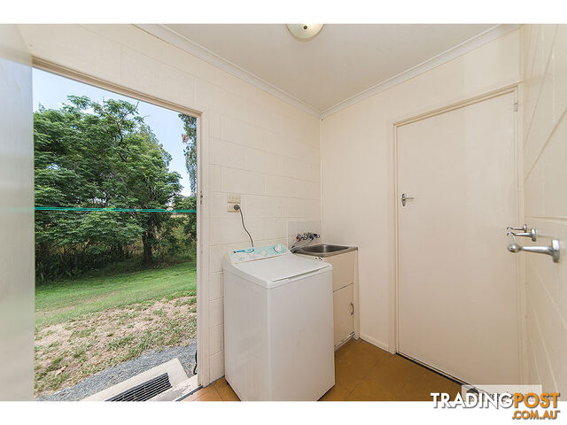 2 111 Grosskopf Street Frenchville QLD 4701