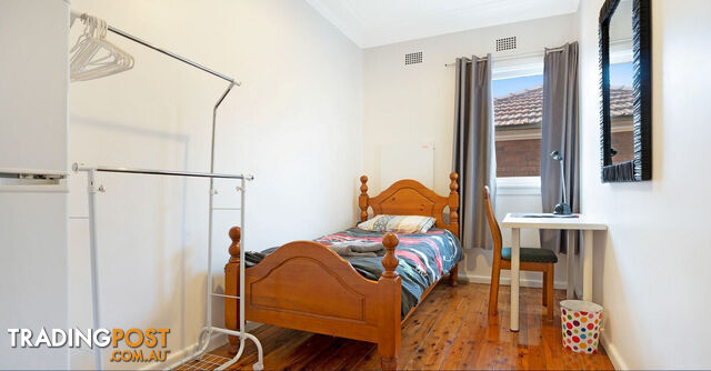 34 Newcastle Street Cringila NSW 2502 - photo 3 of 9
