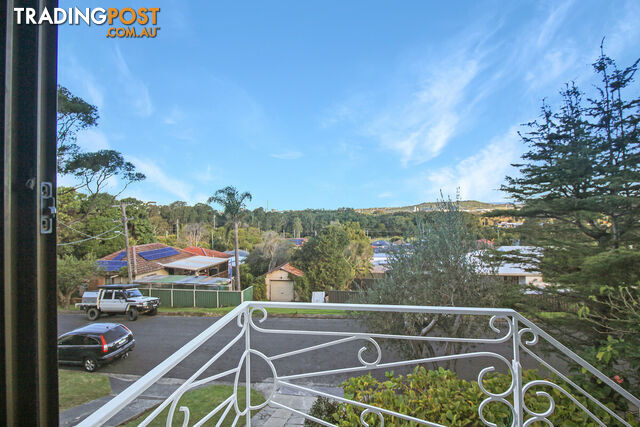 60 Ocean Street Mount Saint Thomas NSW 2500