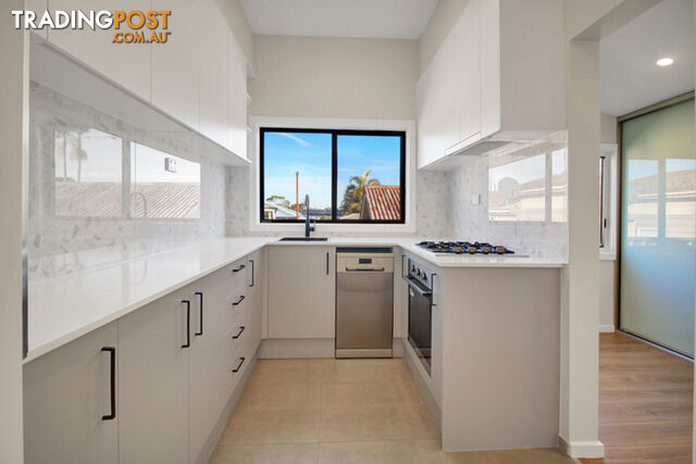 74 Gladstone Avenue Wollongong NSW 2500