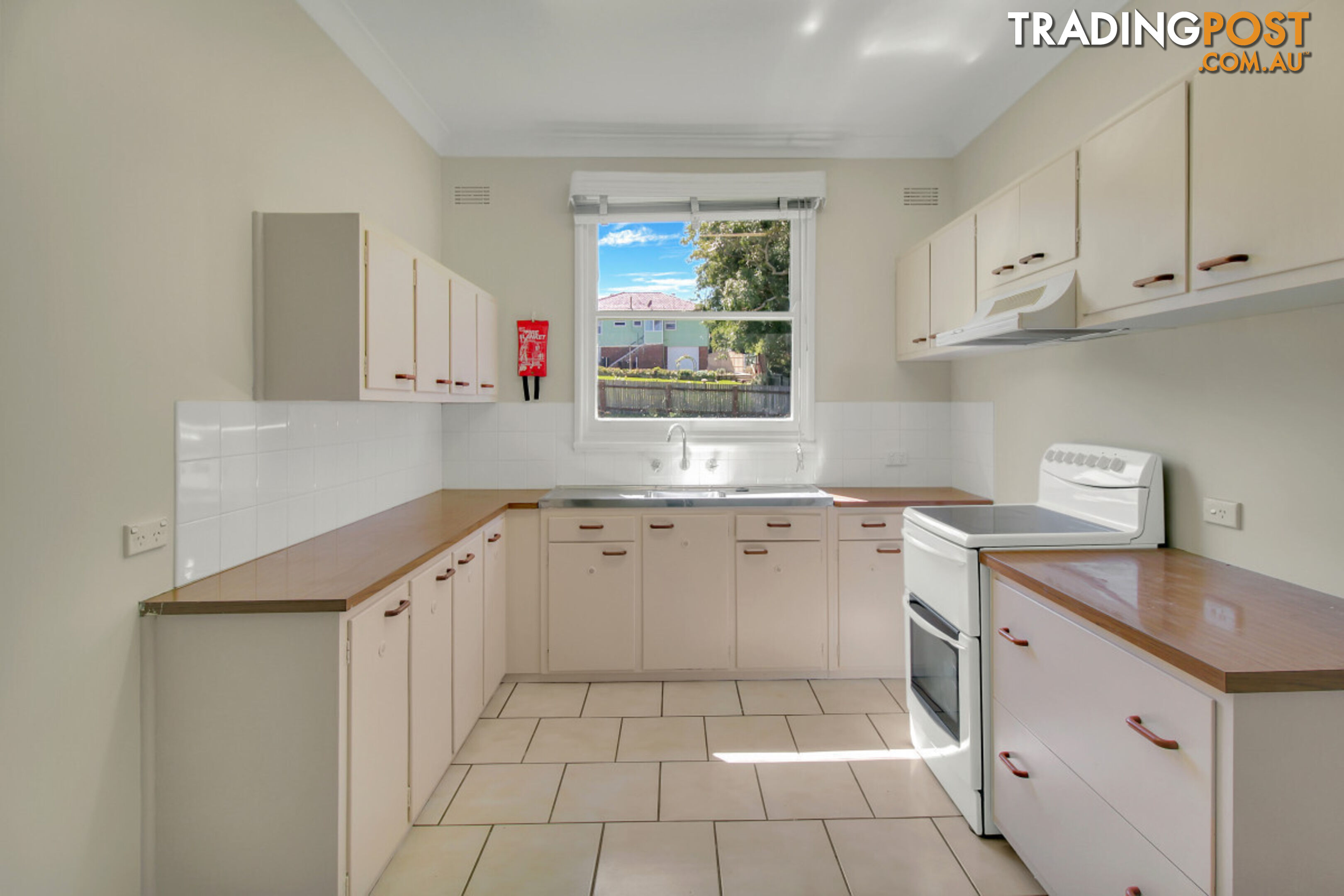 9 London Drive West Wollongong NSW 2500