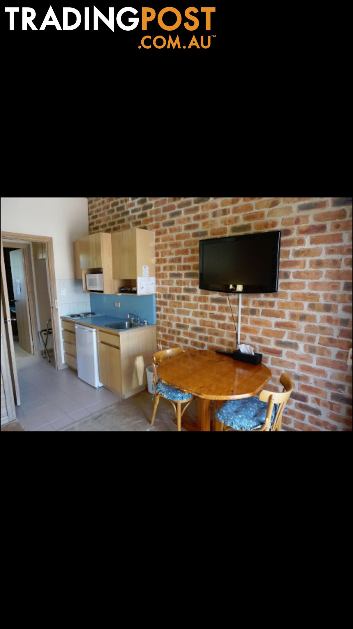 Room 12 110 Sladen St Cranbourne, VIC 3977