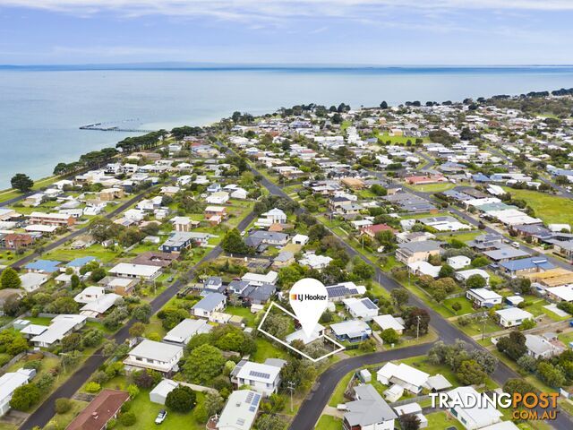 15 Sylvester Avenue ST LEONARDS VIC 3223