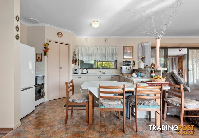 24 Doongara Avenue ST LEONARDS VIC 3223