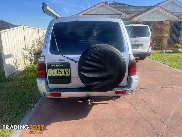 2006 Mitsubishi Pajero GLX LWB (4X4) 7 Seater Wagon Automatic