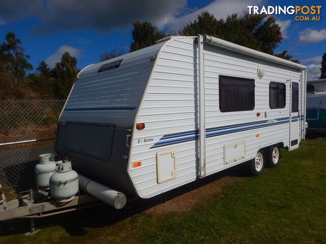 2002 EVERNEW CARAVAN